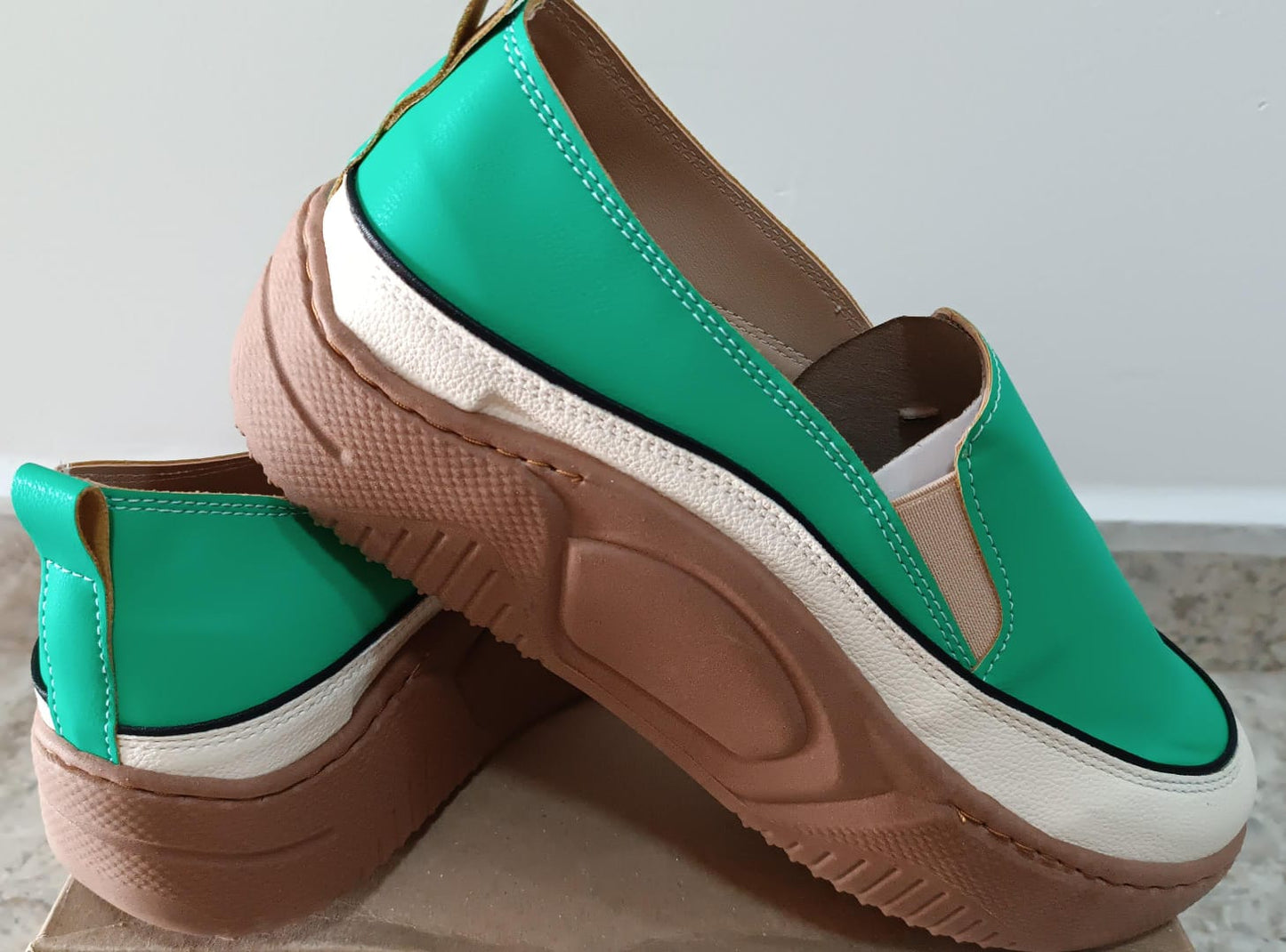 COMEMORE Mocasin Ortopedio Suela Alta