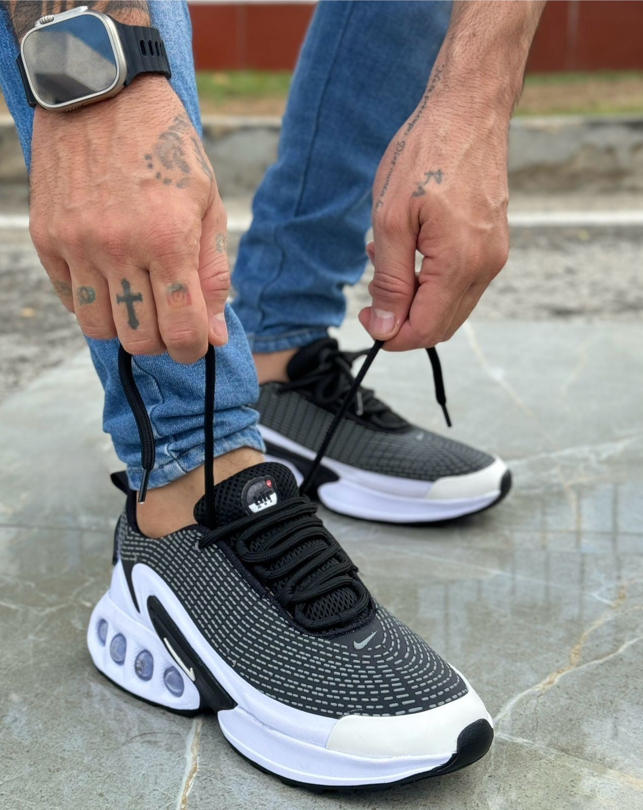 Tenis Nike Air Max Dn Negro Blanco