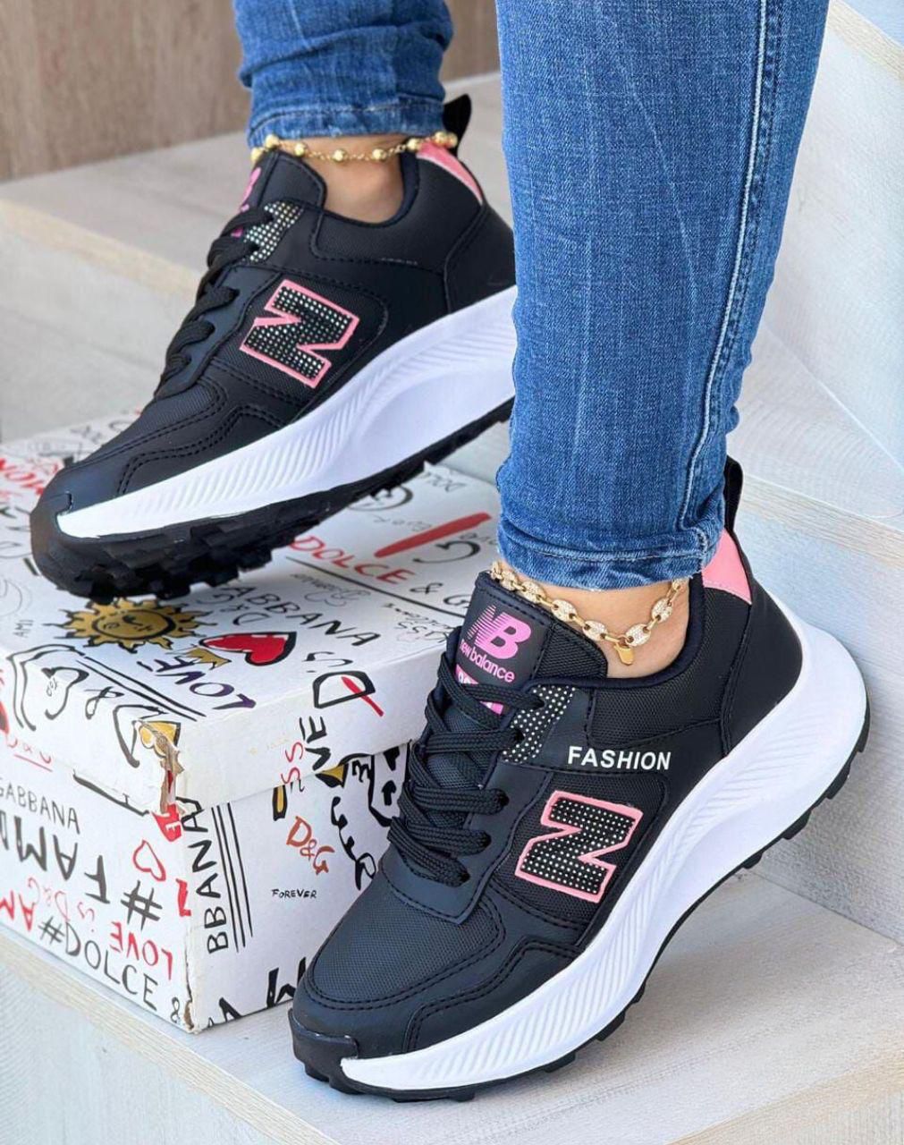 NEW BALANCE FASHION