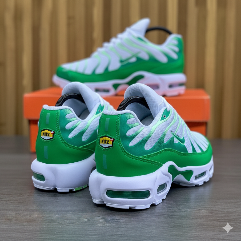 Tenis Nike Air Max Plus TN Blanco Verde Unisex